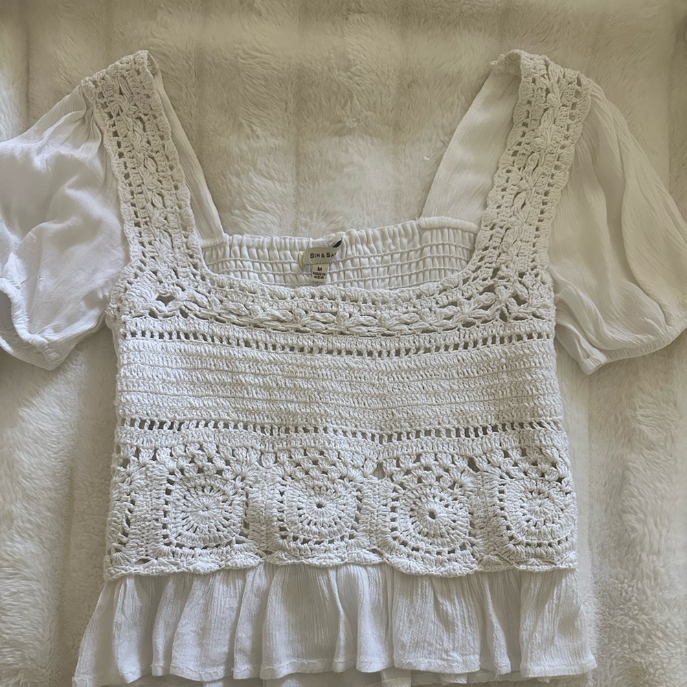 WHITE BOHO TOP!